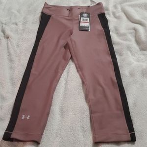 BNWT Under Armour 2 Tone Capri